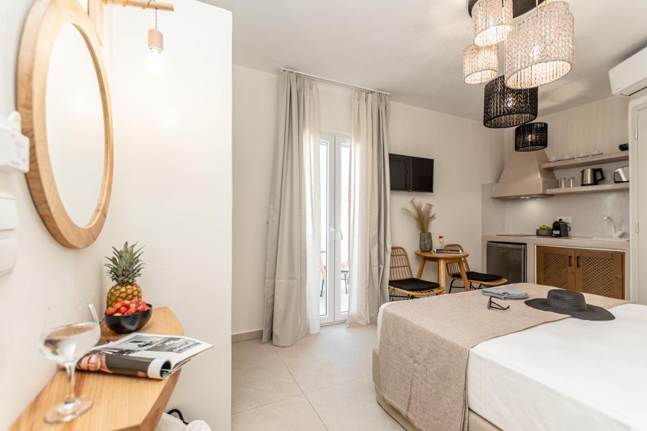Heavenly Suites & Studios Naxos City Экстерьер фото