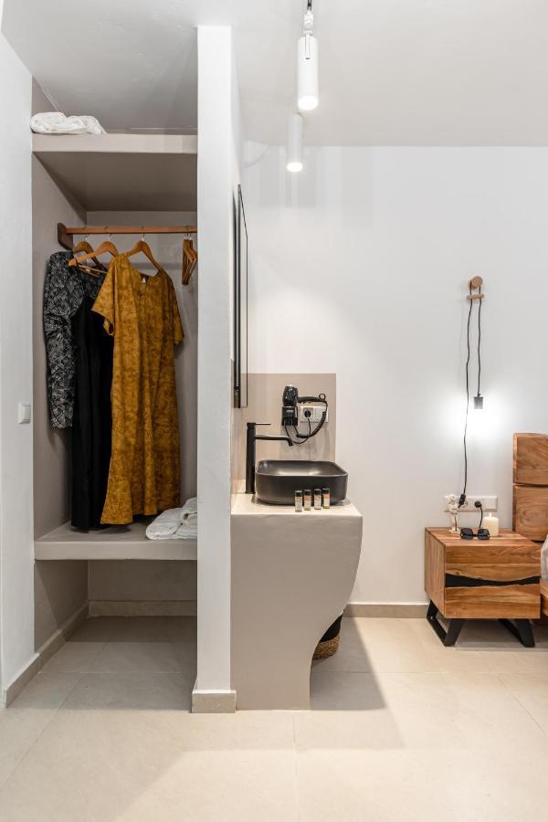 Heavenly Suites & Studios Naxos City Экстерьер фото